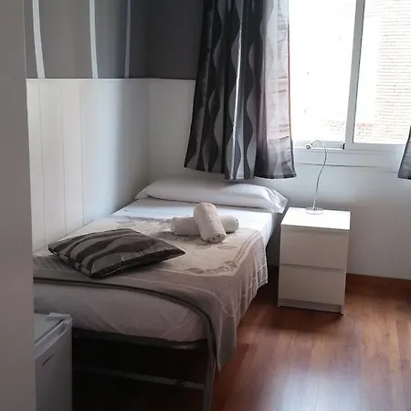 Residencia Universitaria Augusta Διαμέρισμα